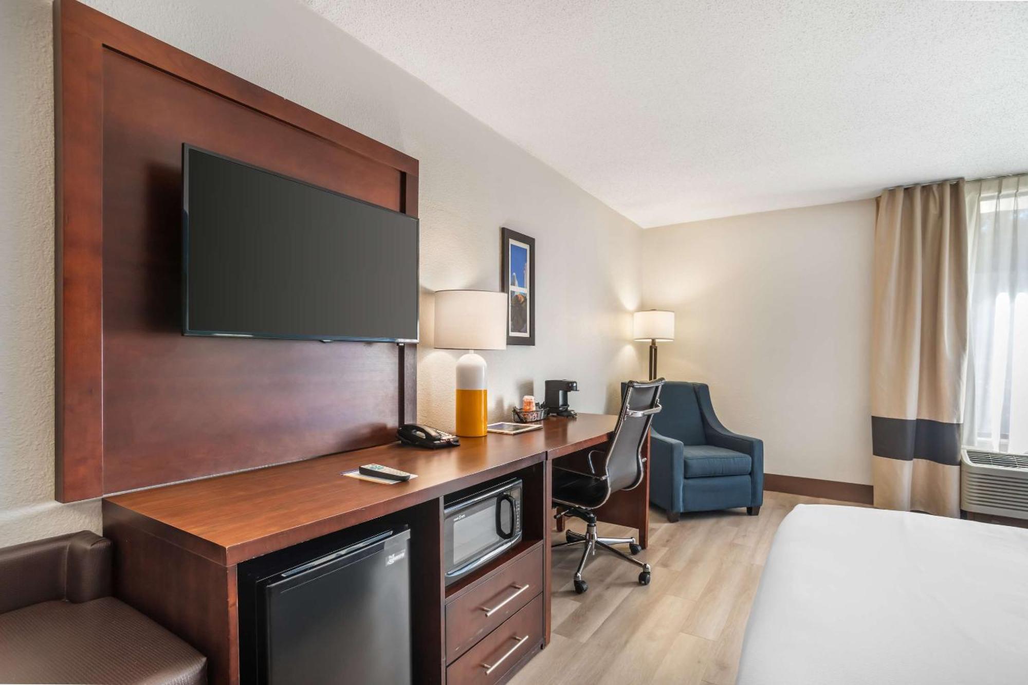 Comfort Inn Charlotte Airport Uptown Eksteriør bilde